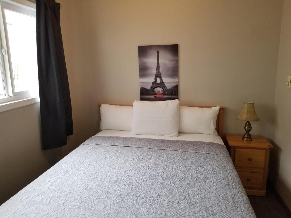 Osoyoos Lakeview Inn & Suites Room photo